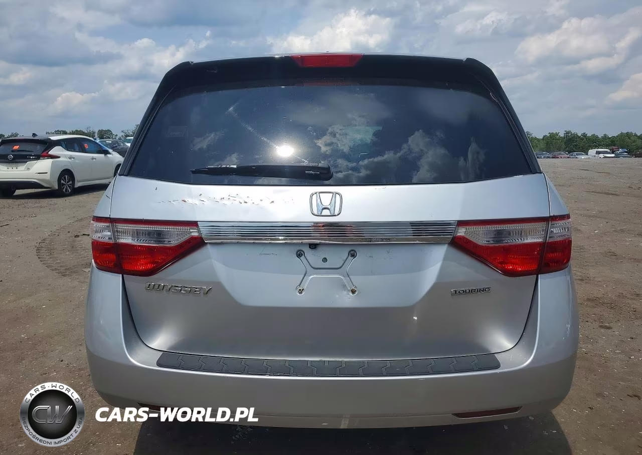 2011 Honda Odyssey Touring VIN:5FNRL5H93BB090067 - 6