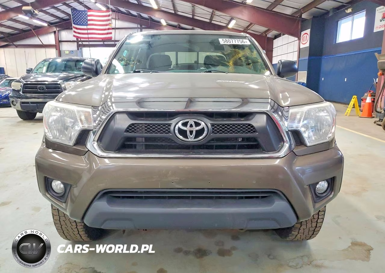 2014 Toyota Tacoma Double Cab VIN:3TMLU4EN7EM138264 - 5