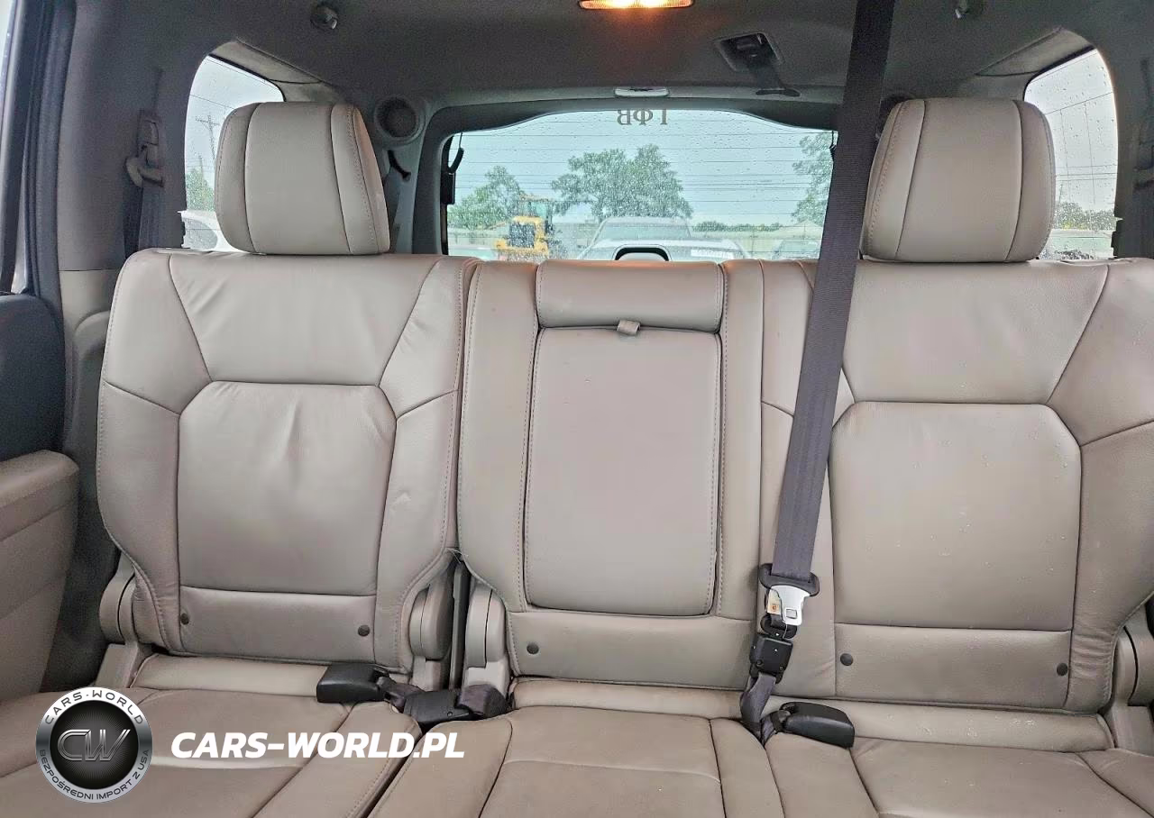 2015 Honda Pilot Touring VIN:5FNYF4H99FB004067 - 10