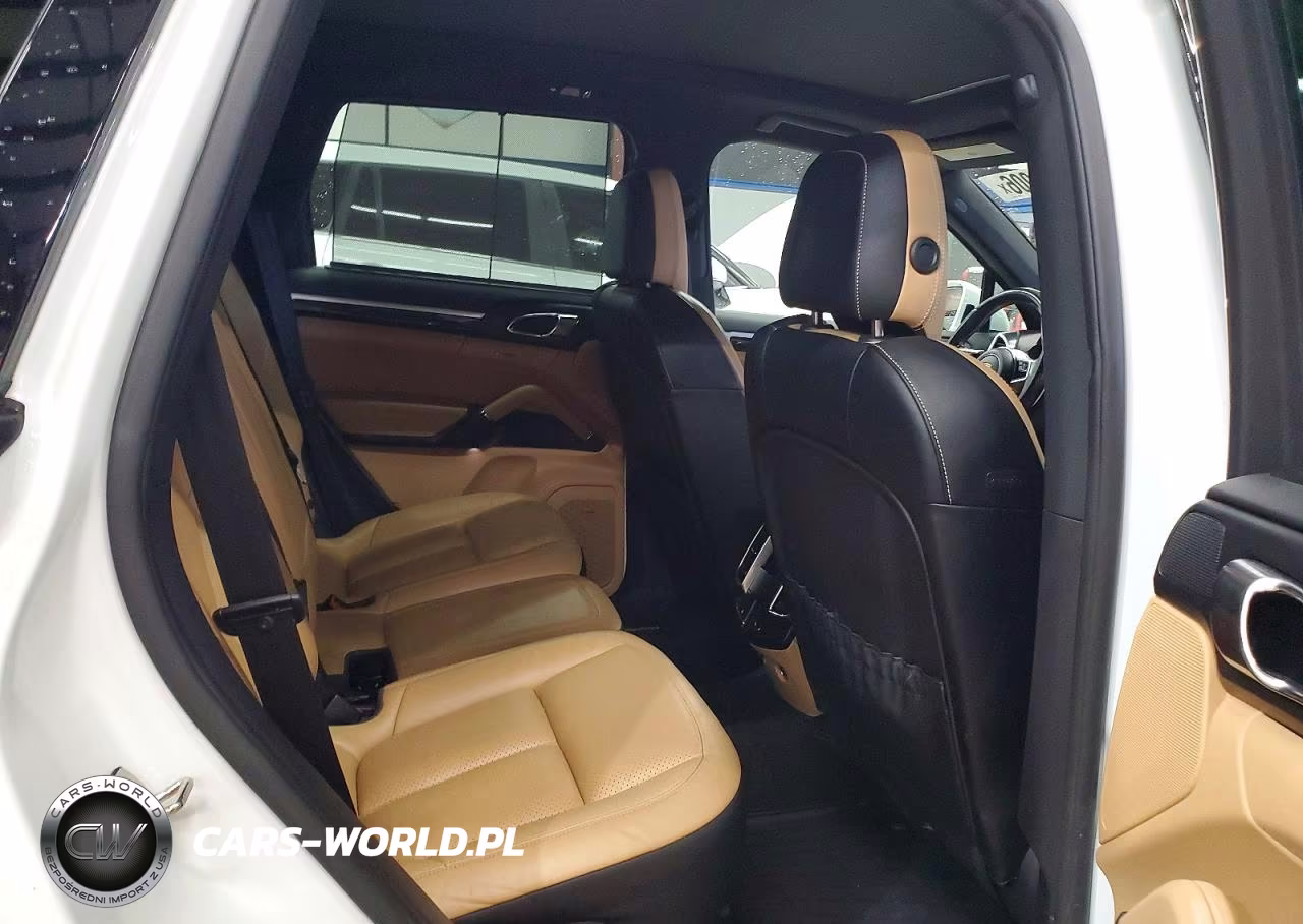 2015 Porsche Cayenne S VIN:WP1AB2A22FLA57445 - 11