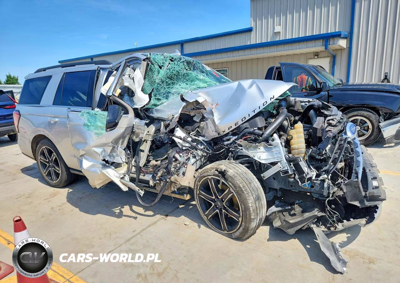 2019 Ford Expedition Limited VIN:1FMJU2AT0KEA65364 - 4