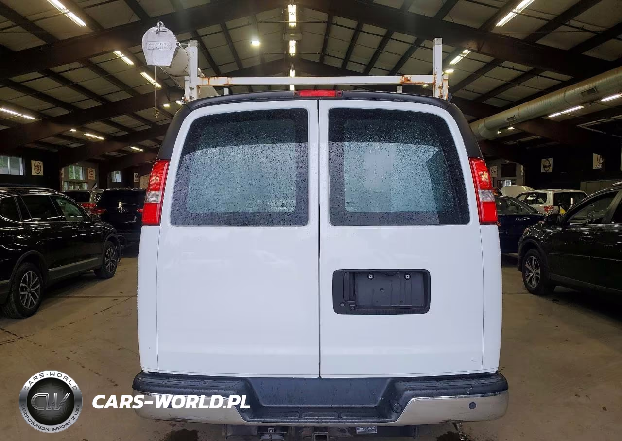 2018 Chevrolet Express G3500 VIN:1GCZGGFG0J1332449 - 6