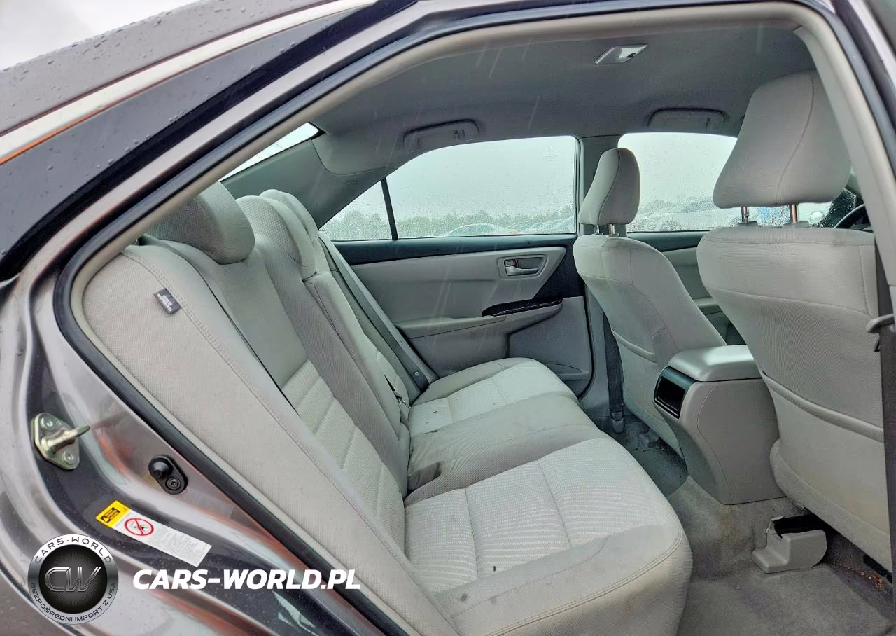 2017 Toyota Camry Le VIN:4T1BF1FK1HU757513 - 10