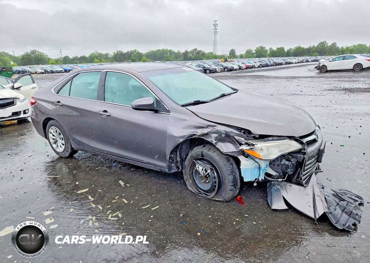 2017 Toyota Camry Le VIN:4T1BF1FK1HU757513 - 4