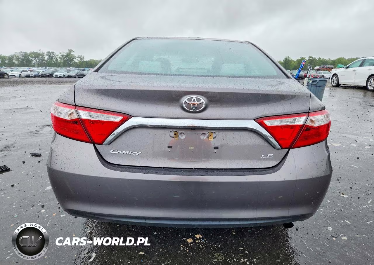 2017 Toyota Camry Le VIN:4T1BF1FK1HU757513 - 6