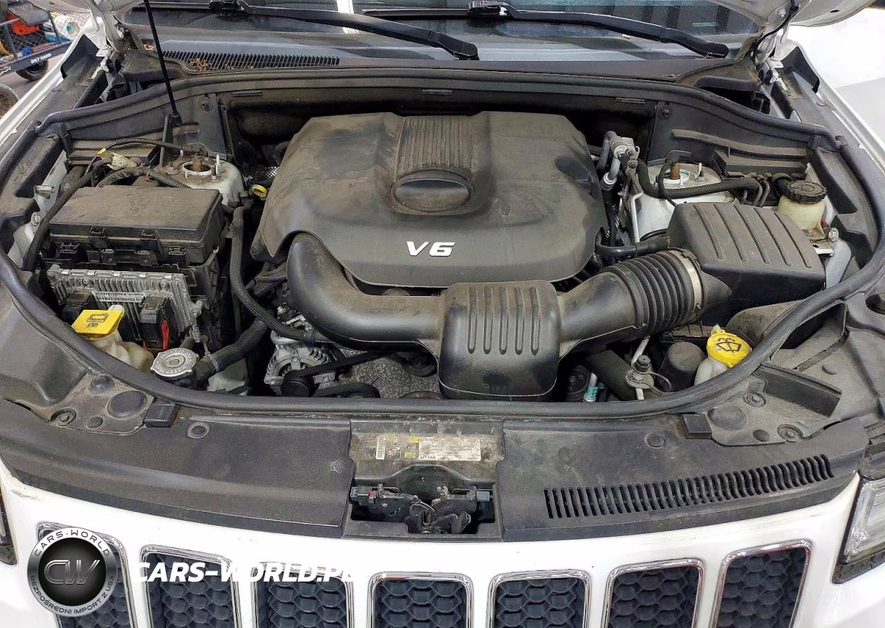2014 Jeep Grand Cherokee Overland VIN:1C4RJFCG1EC395781 - 12