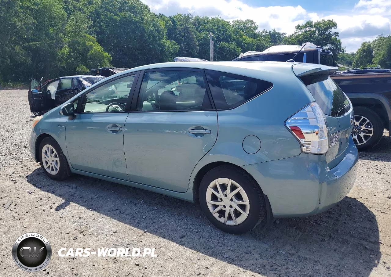 2013 Toyota Prius V Two VIN:JTDZN3EU9D3252694 - 2