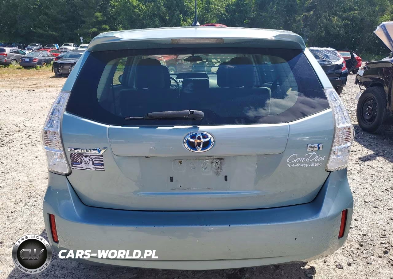 2013 Toyota Prius V Two VIN:JTDZN3EU9D3252694 - 6