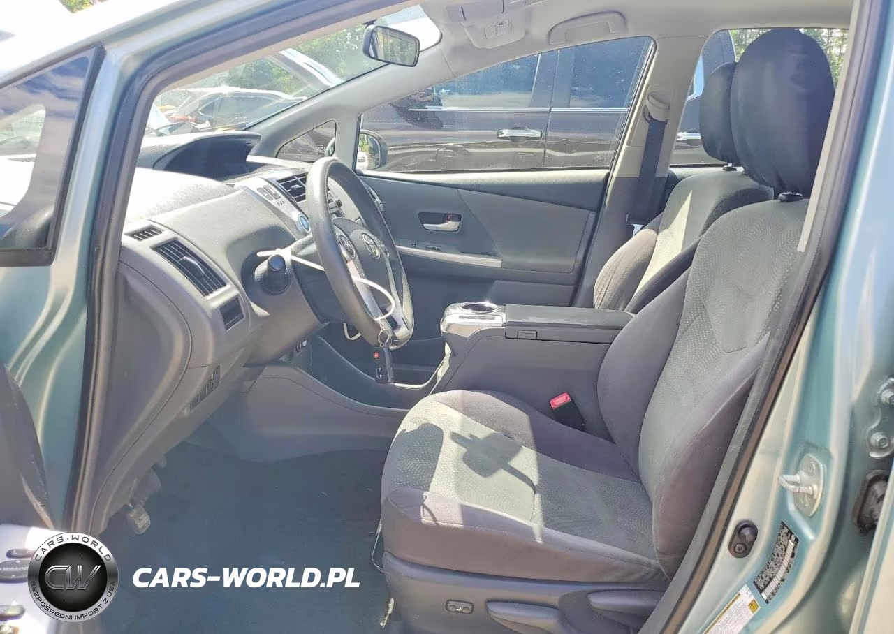 2013 Toyota Prius V Two VIN:JTDZN3EU9D3252694 - 7