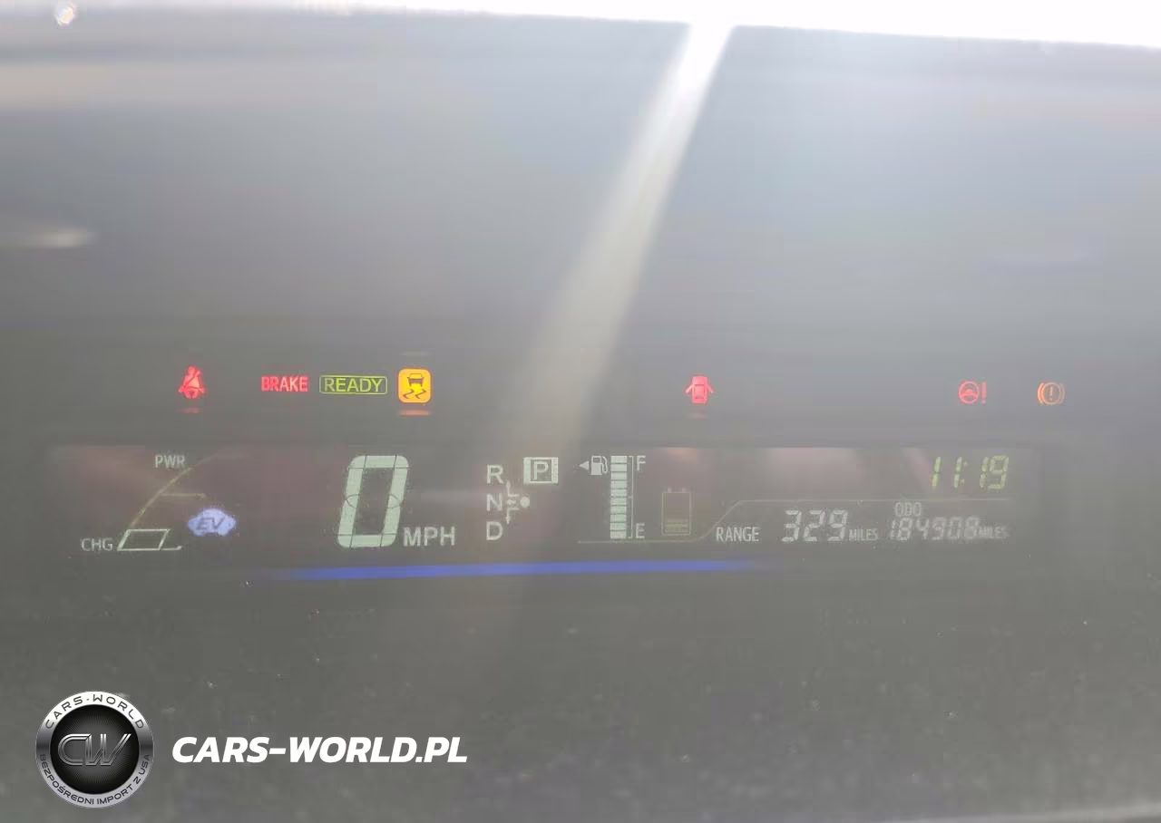 2013 Toyota Prius V Two VIN:JTDZN3EU9D3252694 - 9