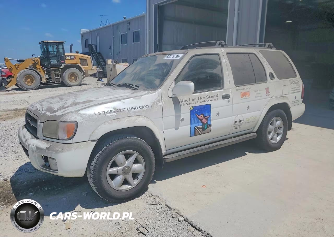 1999 Nissan Pathfinder Xe