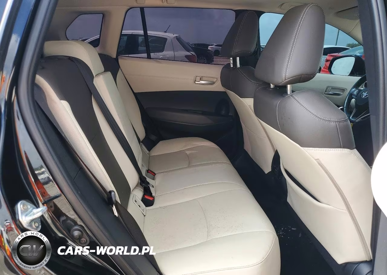 2023 Toyota Corolla Cross Xle VIN:7MUDAAAG9PV055088 - 10