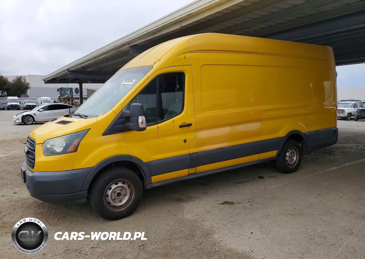 2015 Ford 18 Passenger Van