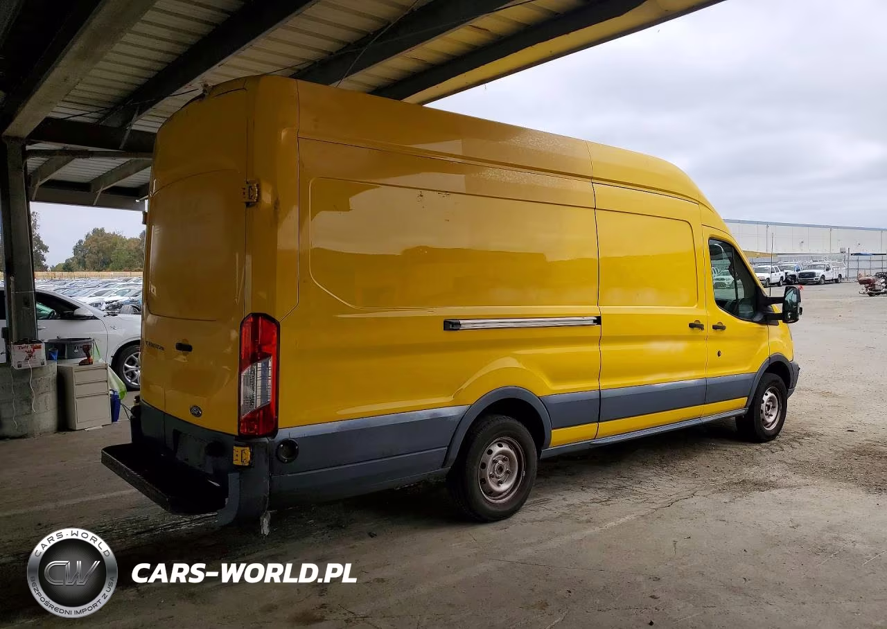 2015 Ford 18 Passenger Van VIN:1FTCR3XM1FKA30120 - 3