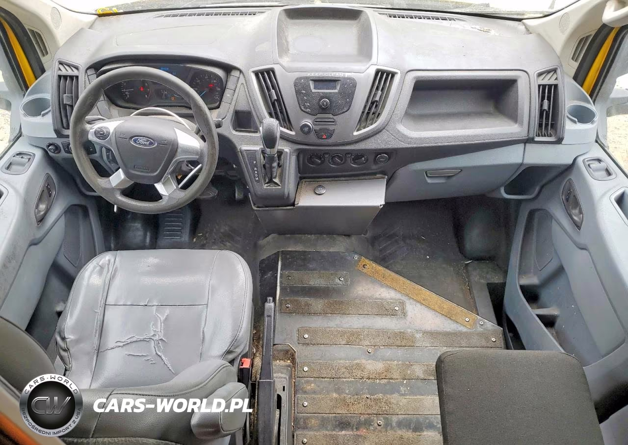 2015 Ford 18 Passenger Van VIN:1FTCR3XM1FKA30120 - 8