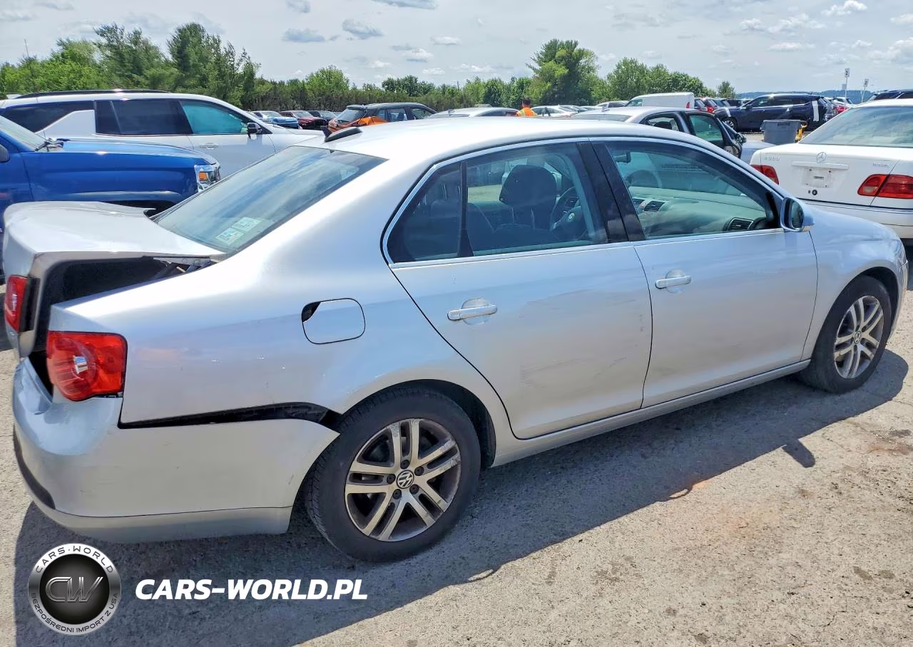 2005 Volkswagen New Jetta 2.5L Option Package 2 VIN:3VWDF71K75M602954 - 3