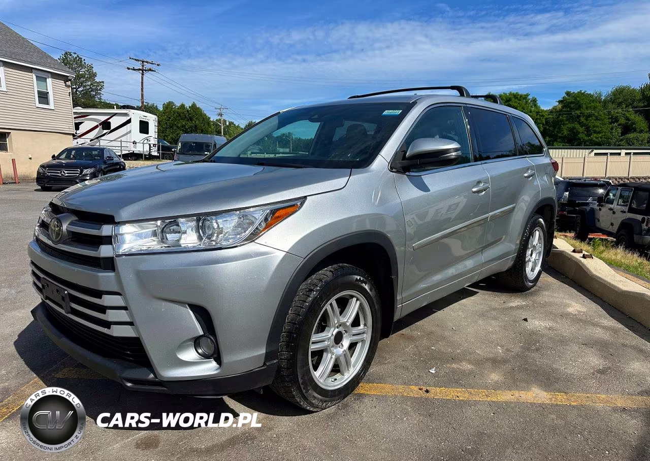 2018 Toyota Highlander Le Plus