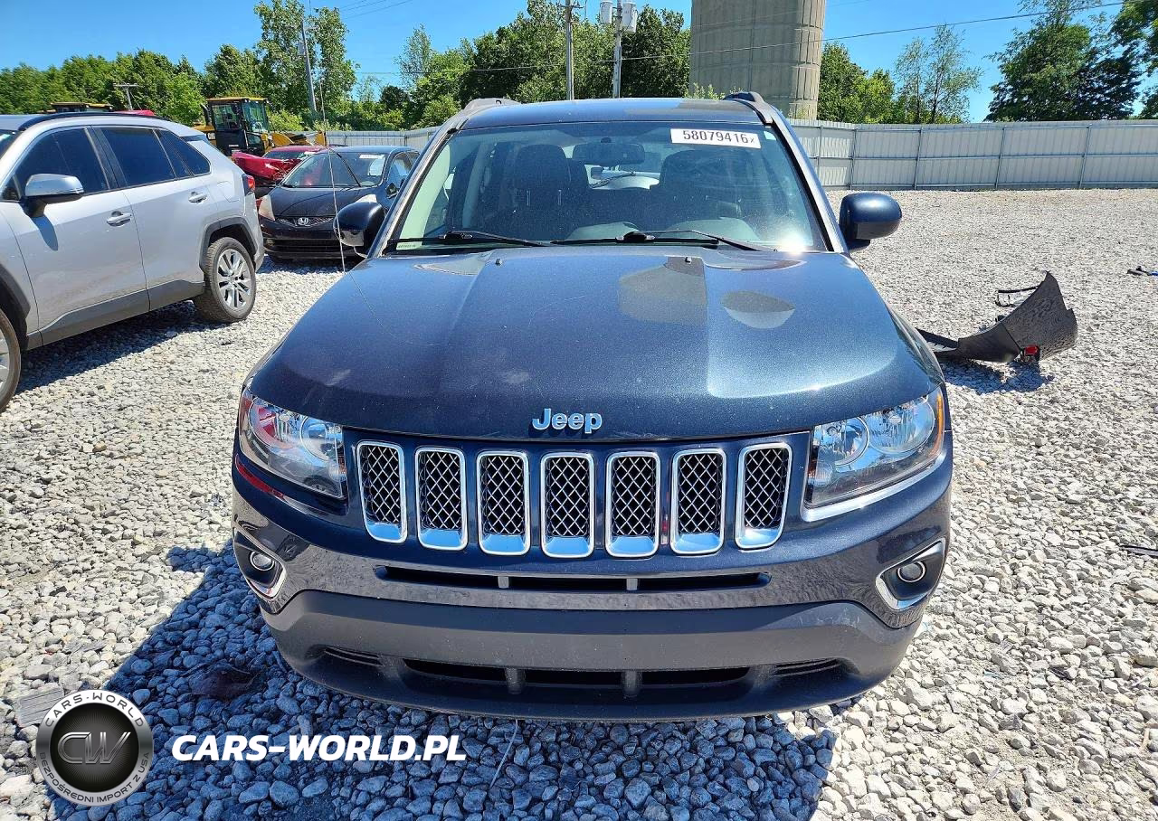 2015 Jeep Compass Latitude VIN:1C4NJDEB0FD218073 - 5