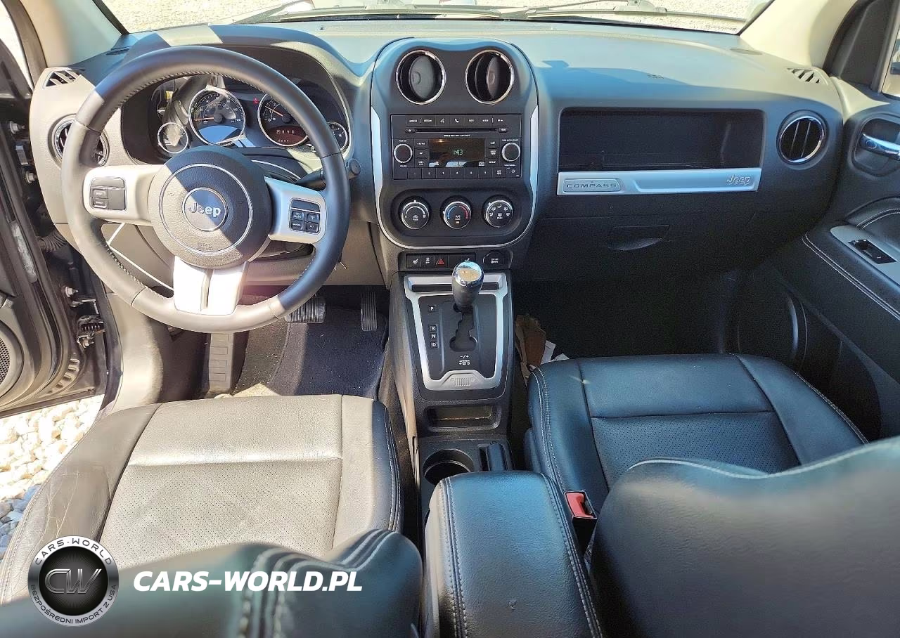 2015 Jeep Compass Latitude VIN:1C4NJDEB0FD218073 - 8