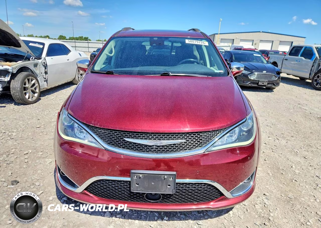 2017 Chrysler Pacifica Limited VIN:2C4RC1GG8HR661087 - 5