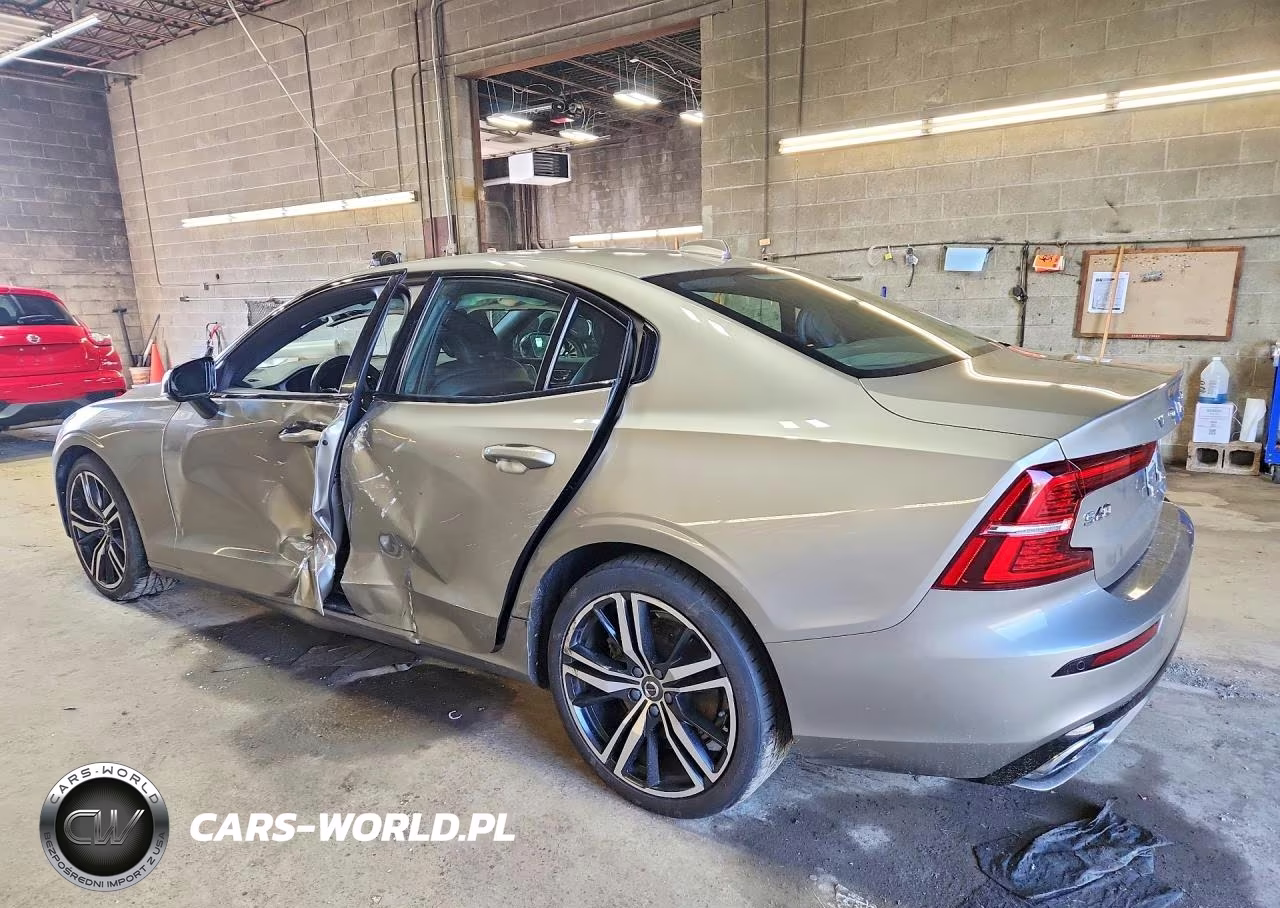 2021 Volvo S60 T6 R-Design VIN:7JRA22TM5MG095307 - 2