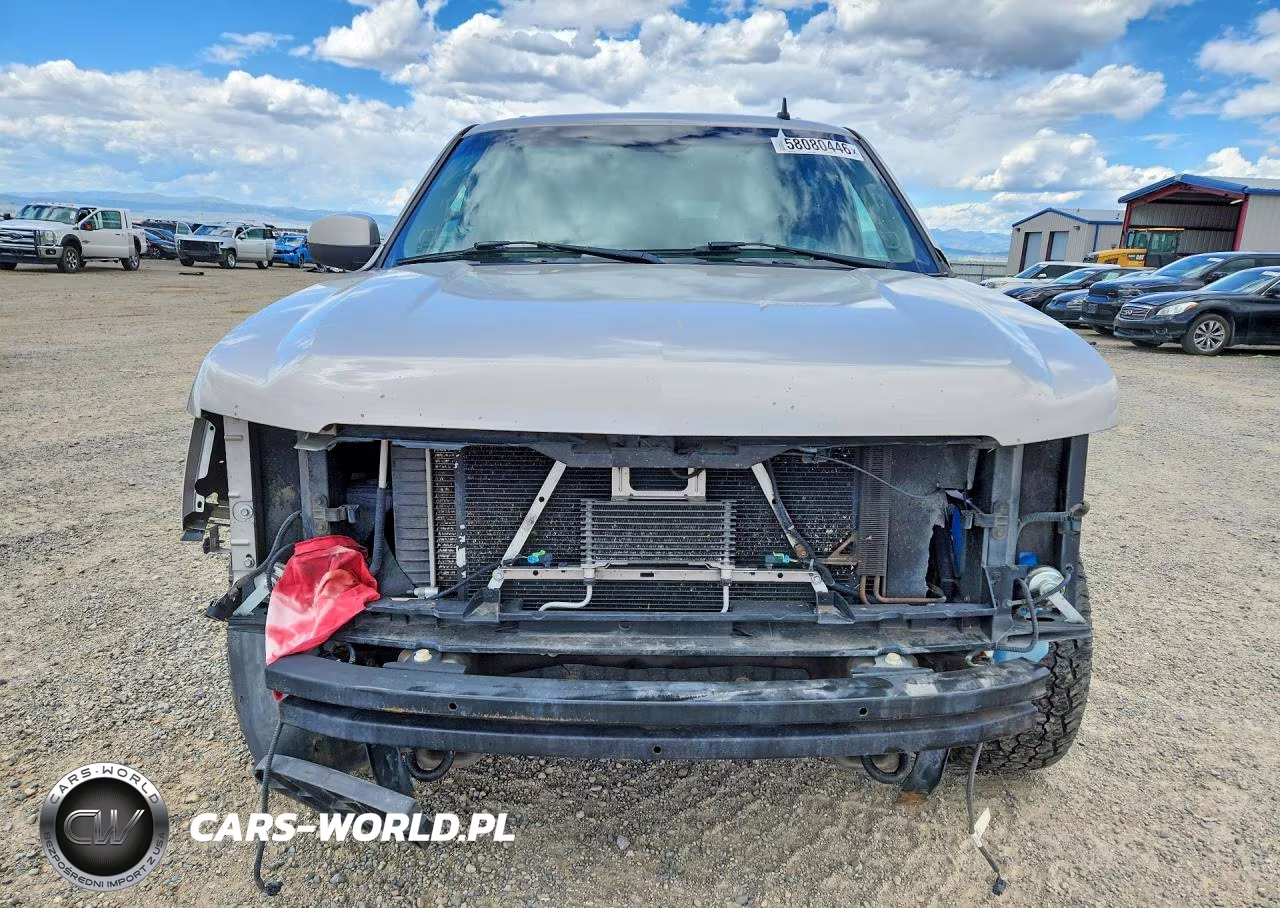 2007 Chevrolet Suburban K1500 VIN:1GNFK163X7J261370 - 5