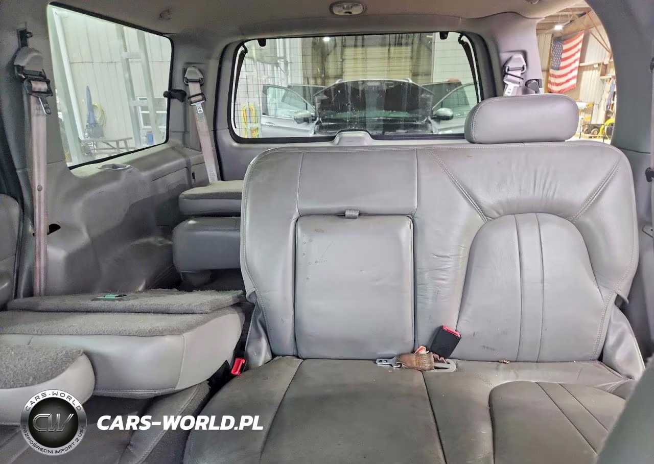 1999 Ford Expedition VIN:1FMPU18L3XLA81779 - 10