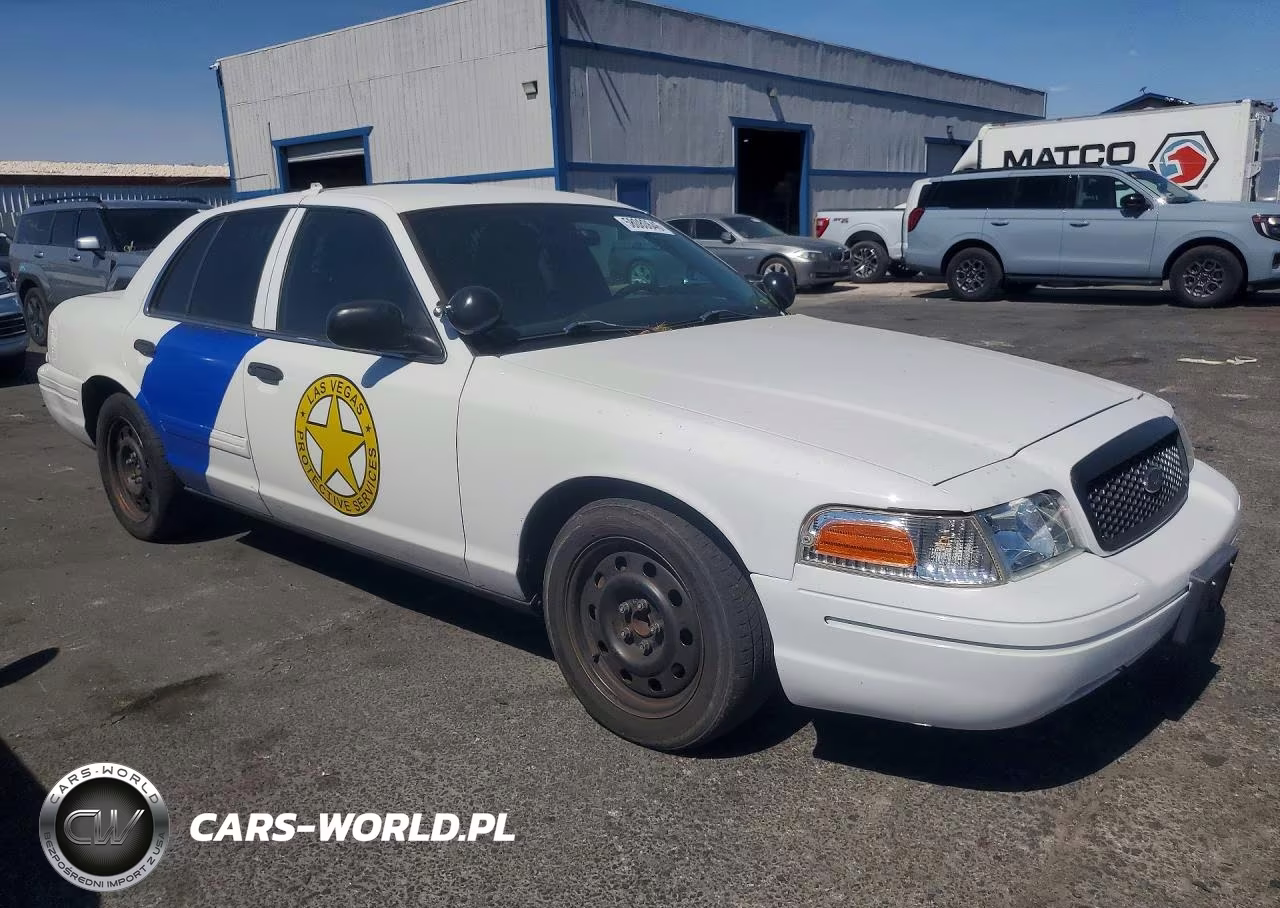 2011 Ford Crown Victoria Police Interceptor VIN:2FABP7BV2BX173163 - 4