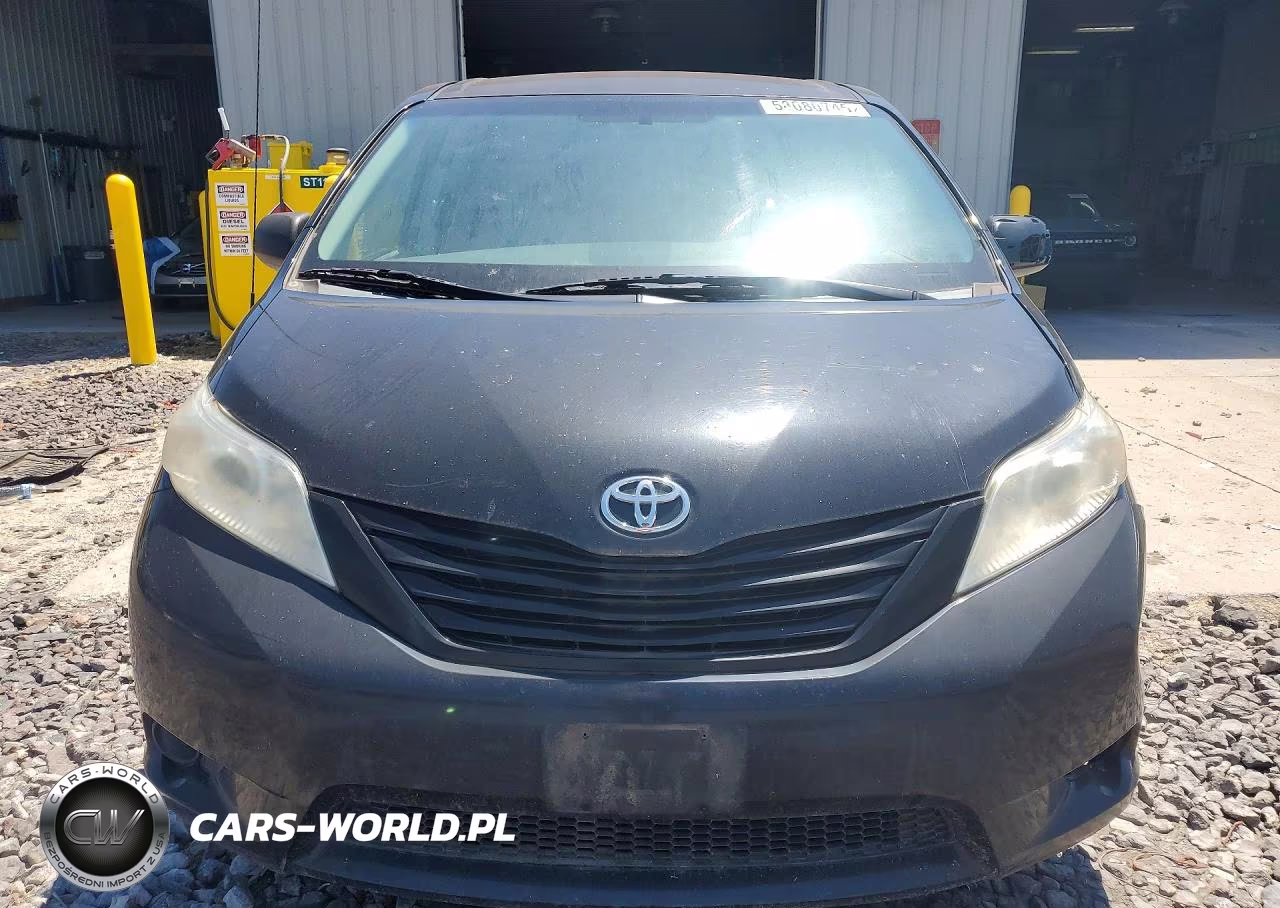 2012 Toyota Sienna Base 7-Passenger VIN:5TDZK3DC4CS278117 - 5