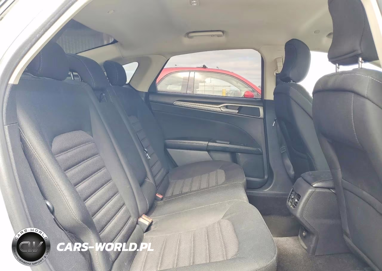 2018 Ford Fusion Se Hybrid VIN:3FA6P0LU8JR133343 - 10