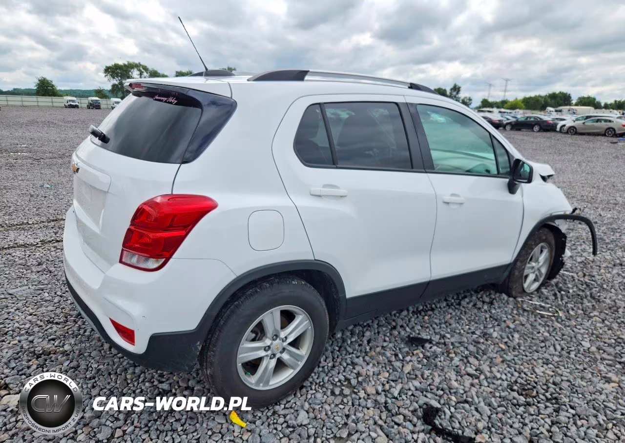 2021 Chevrolet Trax 1Lt VIN:KL7CJPSB0MB345571 - 3