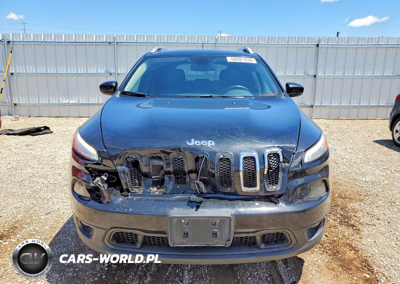 2018 Jeep Cherokee Latitude Plus VIN:1C4PJMLX8JD548771 - 5