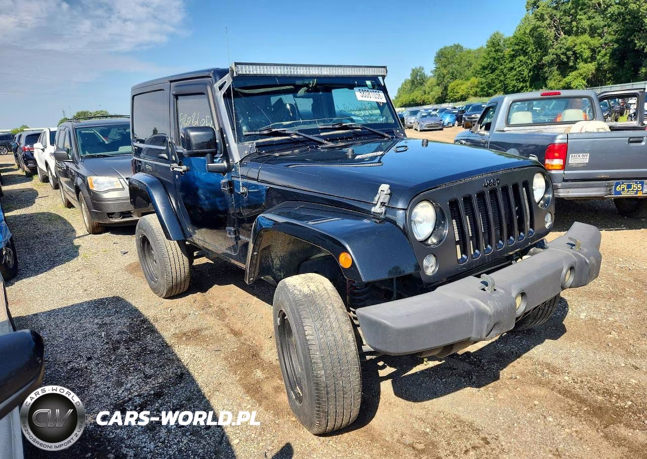 2014 Jeep Wrangler Sahara VIN:1C4AJWBG4EL320300 - 4