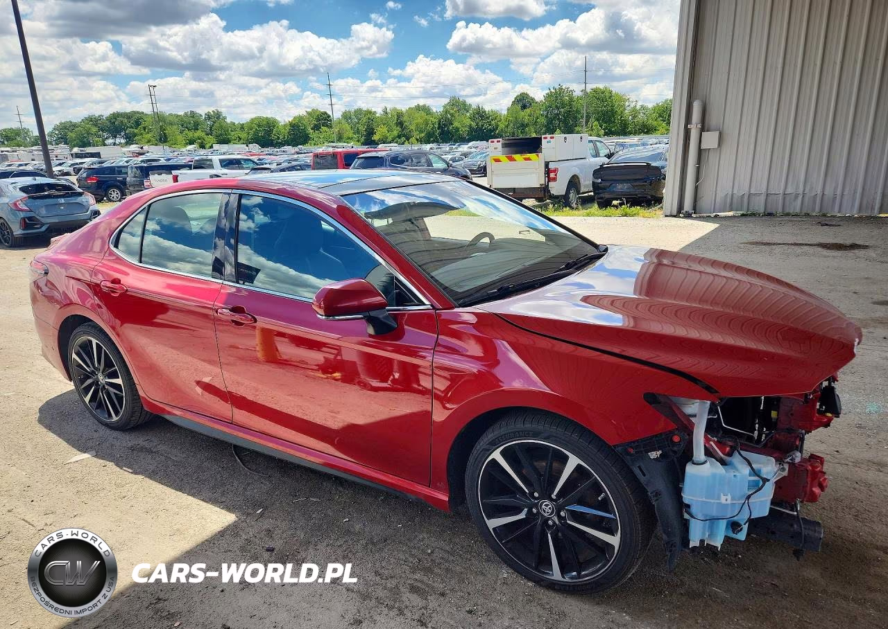 2019 Toyota Camry Xse VIN:4T1B61HK1KU205613 - 4