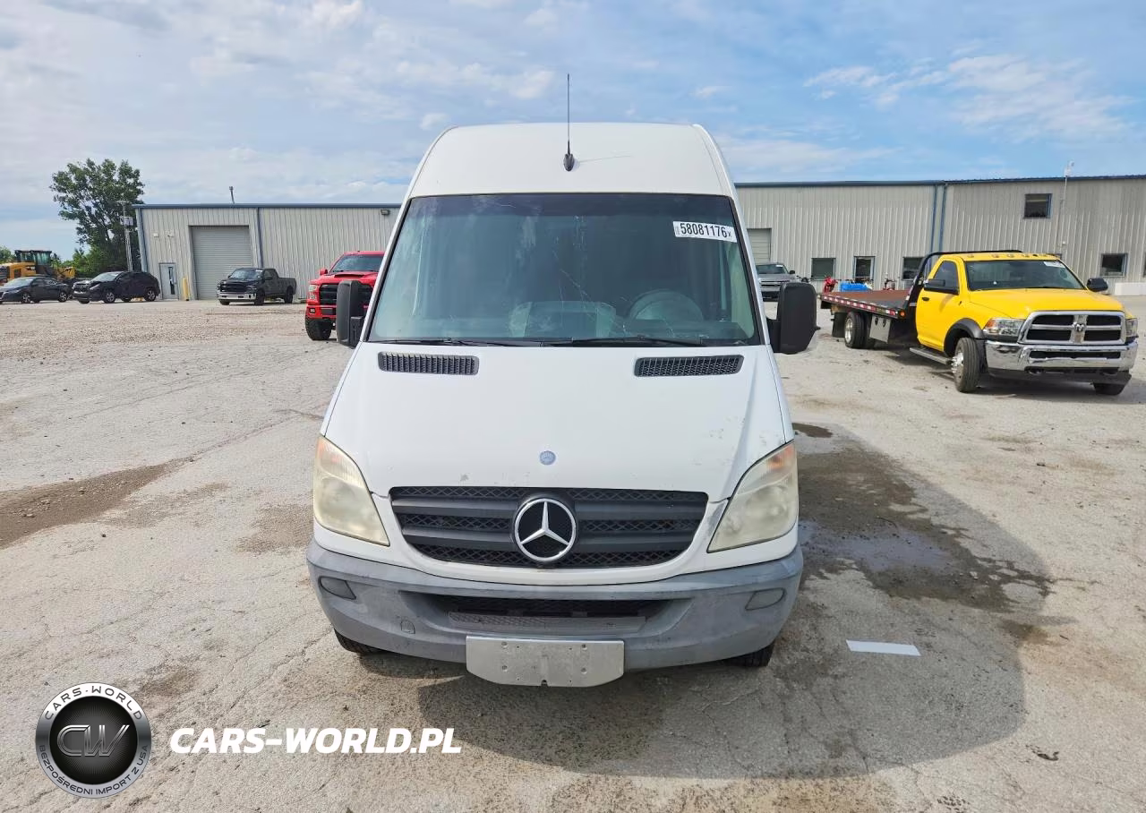 2011 Mercedes-Benz Sprinter 3500 VIN:WD3PF4CC0B5504610 - 5