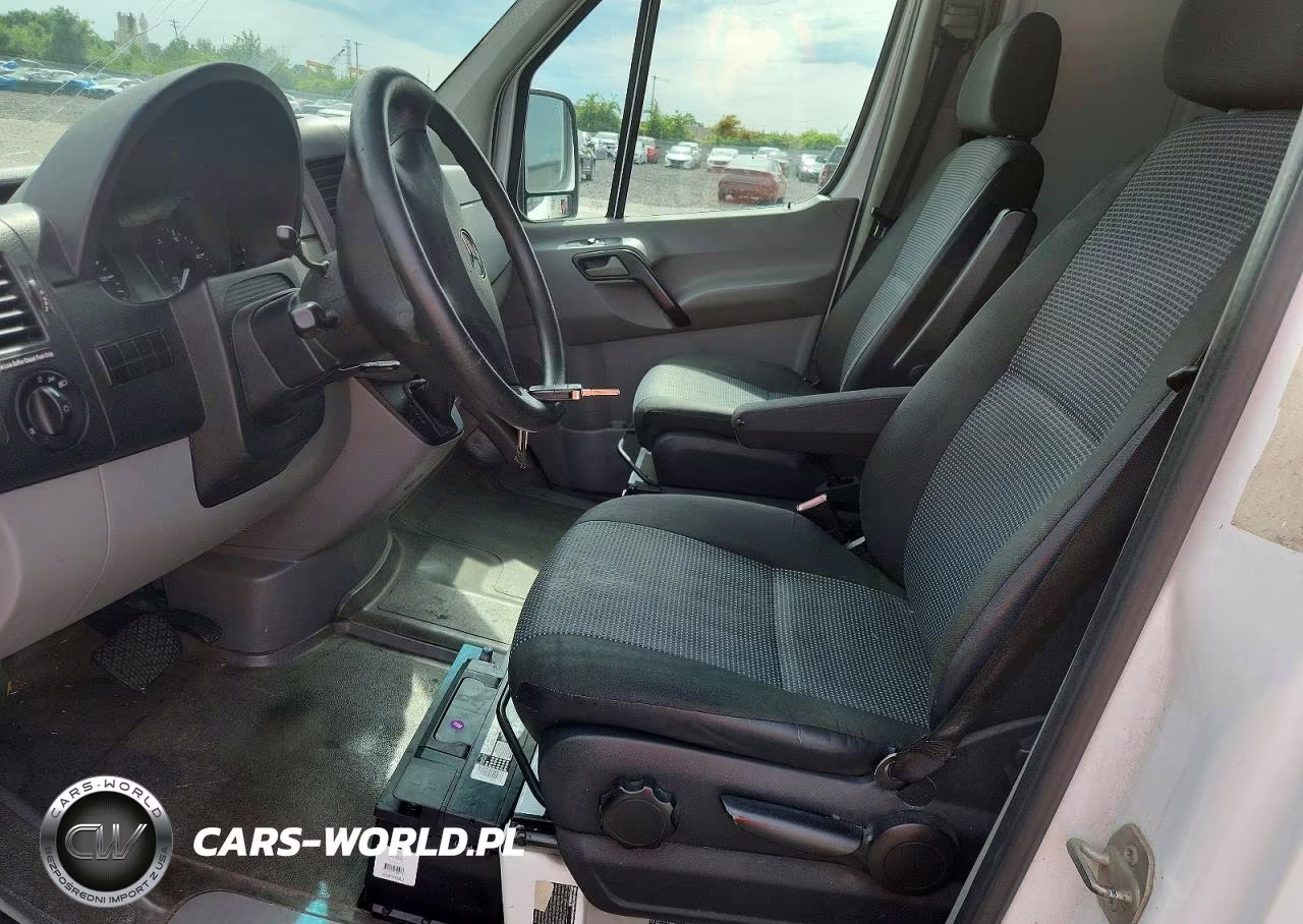 2011 Mercedes-Benz Sprinter 3500 VIN:WD3PF4CC0B5504610 - 7