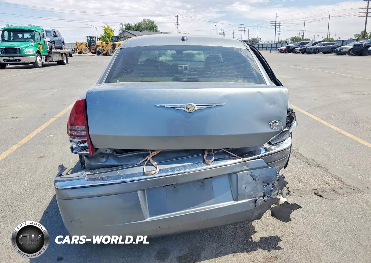 2006 Chrysler 300 VIN:2C3KA63H46H169733 - 6