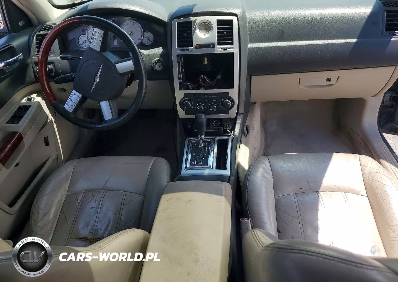 2006 Chrysler 300 VIN:2C3KA63H46H169733 - 8