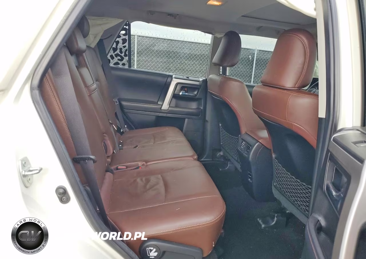 2018 Toyota 4Runner Limited VIN:JTEZU5JR5J5170974 - 10