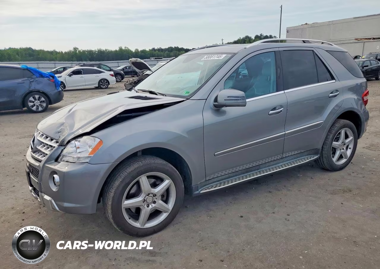 2011 Mercedes-Benz Ml 550 4Matic – zdjęcie 1 z 13