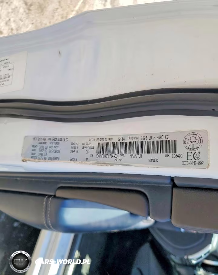 2015 Jeep Grand Cherokee Overland VIN:1C4RJFCM5FC714493 - 14