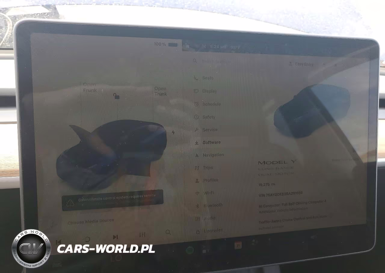 2024 Tesla Model Y VIN:7SAYGDEE3RA291666 - 9