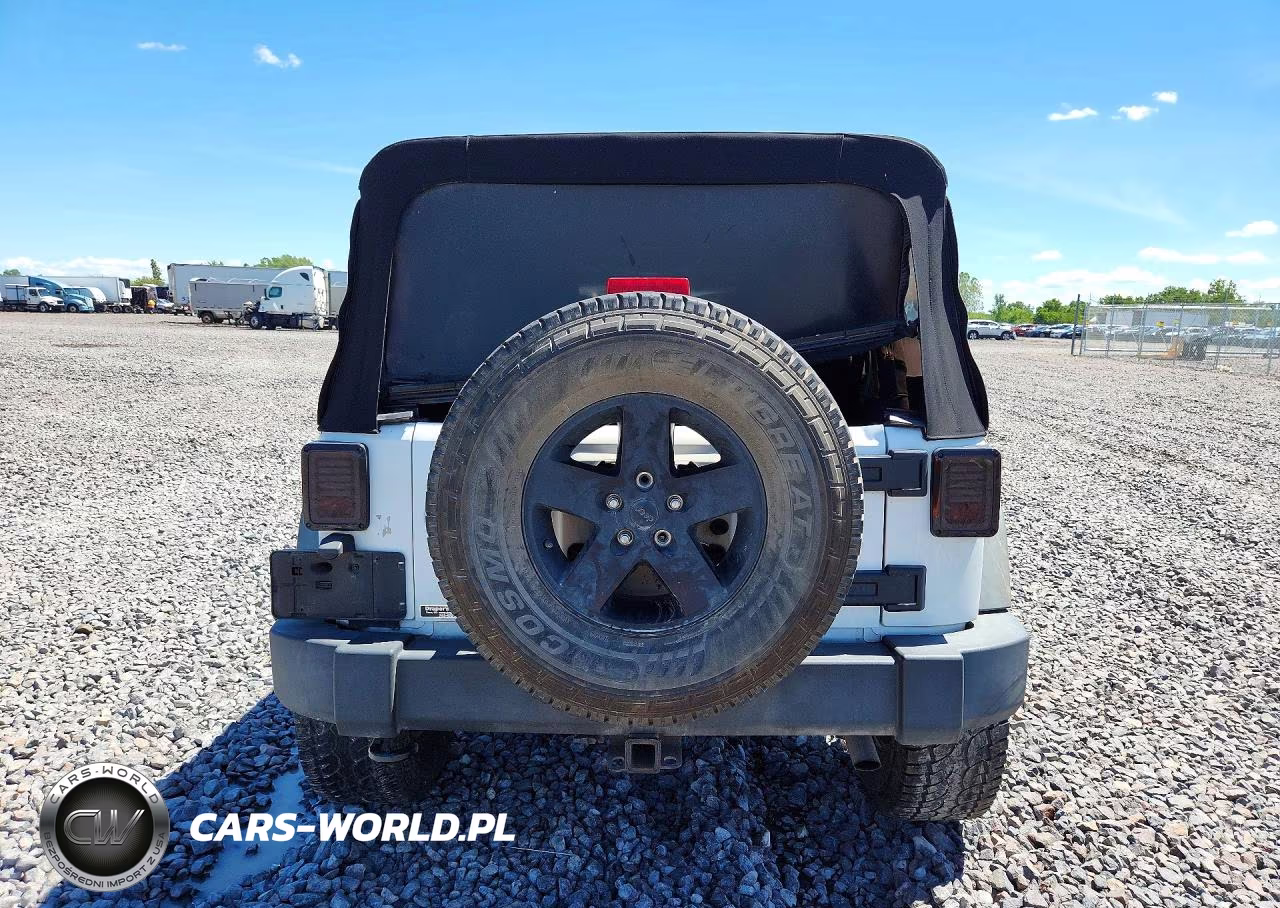 2013 Jeep Wrangler Unlimited Sport VIN:1C4BJWDG9DL654614 - 6