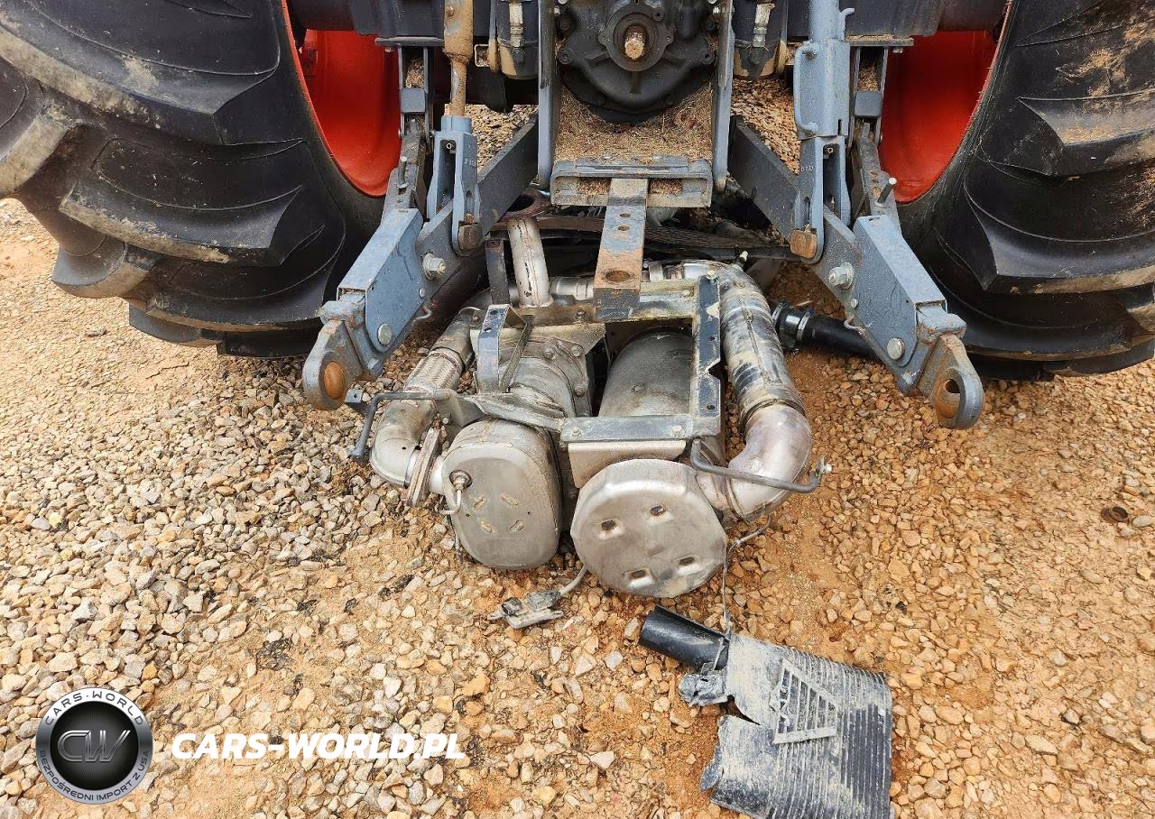 2016 Kubota La1854 Mfwd Tractor VIN:5116 - 9