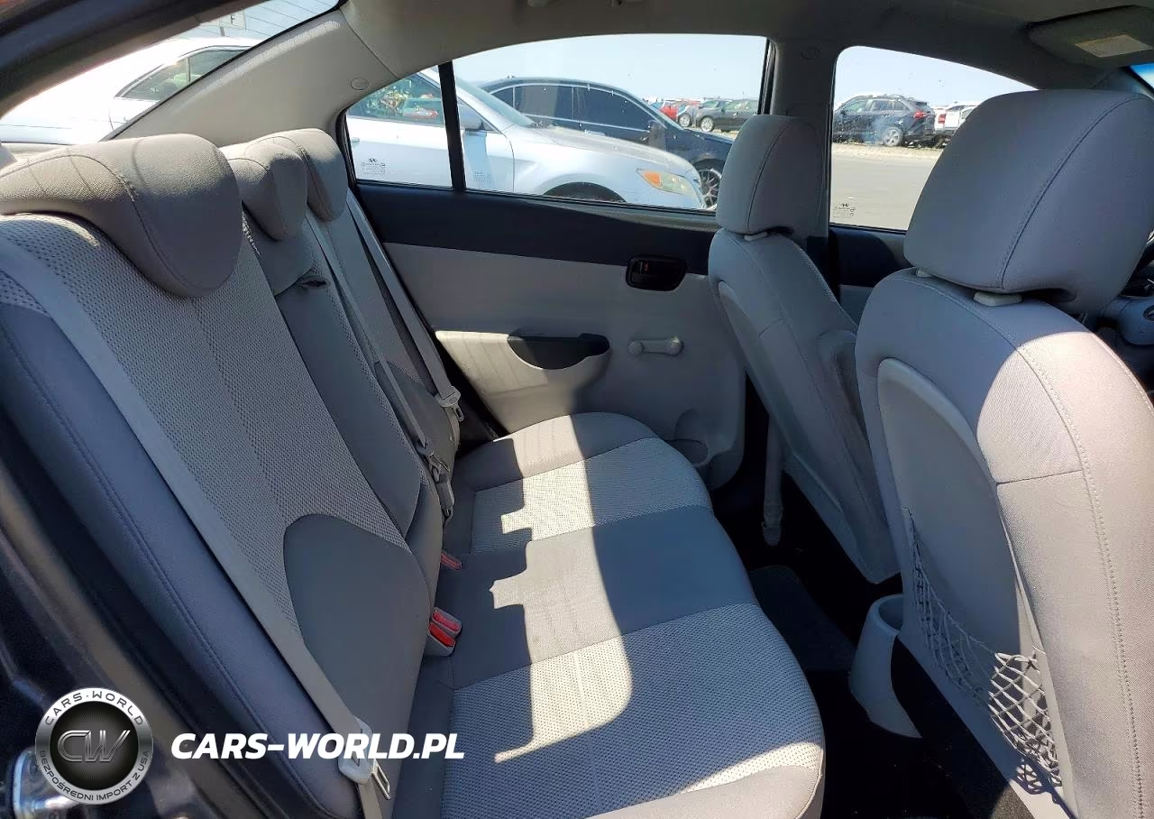 2011 Hyundai Accent Gls VIN:KMHCN4AC8BU612579 - 10