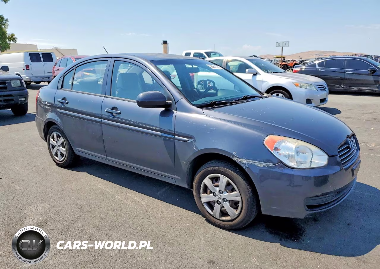 2011 Hyundai Accent Gls VIN:KMHCN4AC8BU612579 - 4
