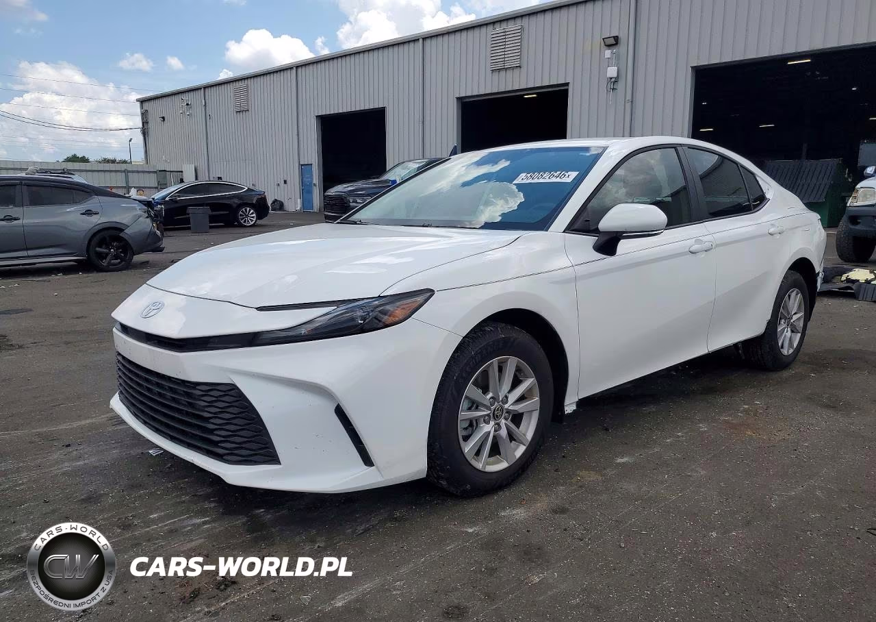 2026 Toyota Camry Le – zdjęcie 1 z 13