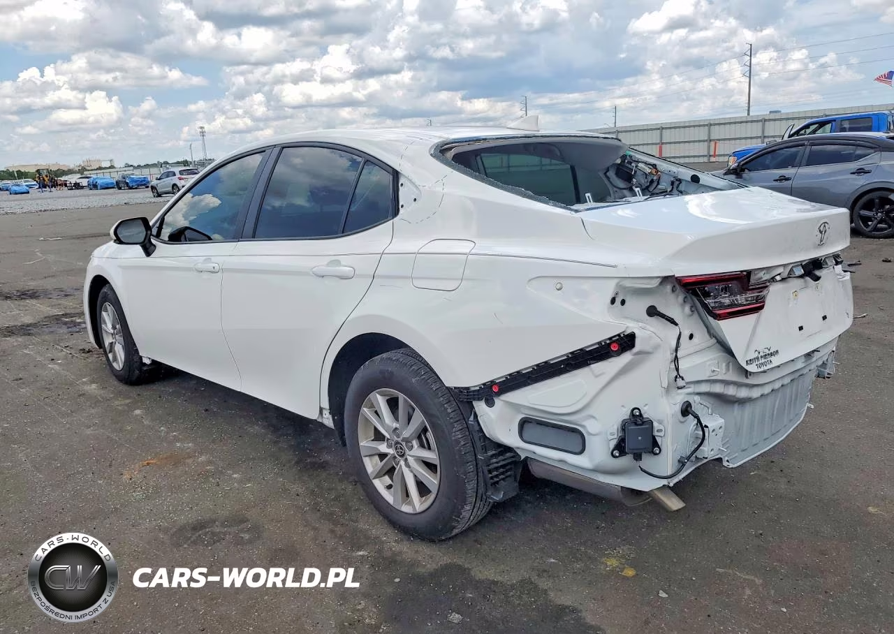 2026 Toyota Camry Le VIN:4T1DAACK1TU217700 - 2