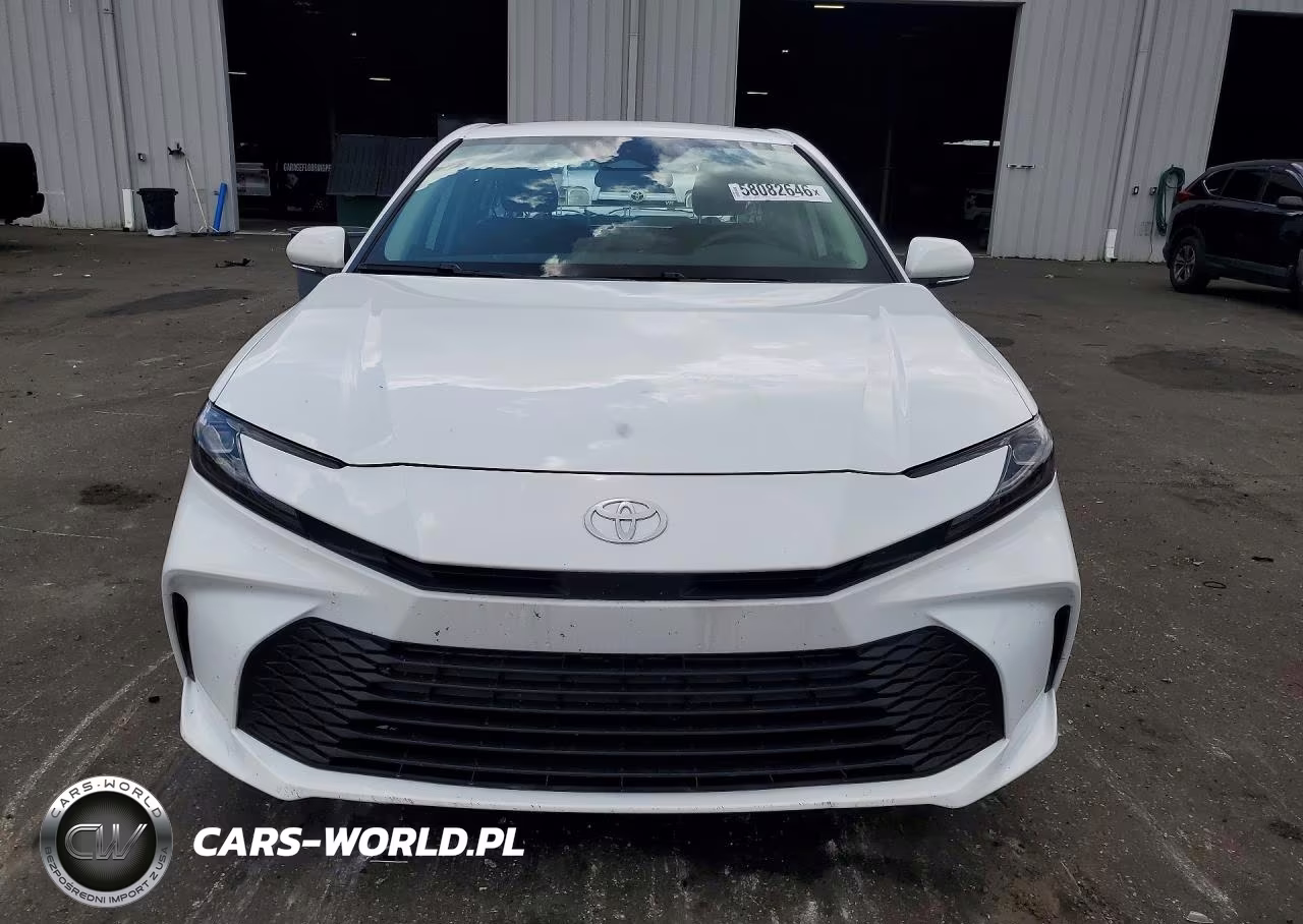2026 Toyota Camry Le VIN:4T1DAACK1TU217700 - 5