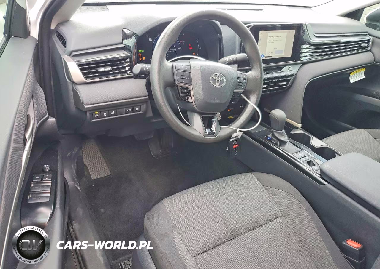 2026 Toyota Camry Le VIN:4T1DAACK1TU217700 - 8
